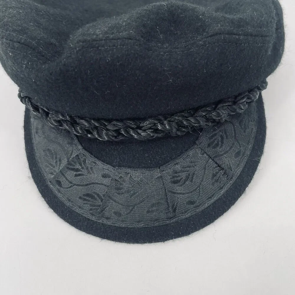 Four Corners International smoke wool